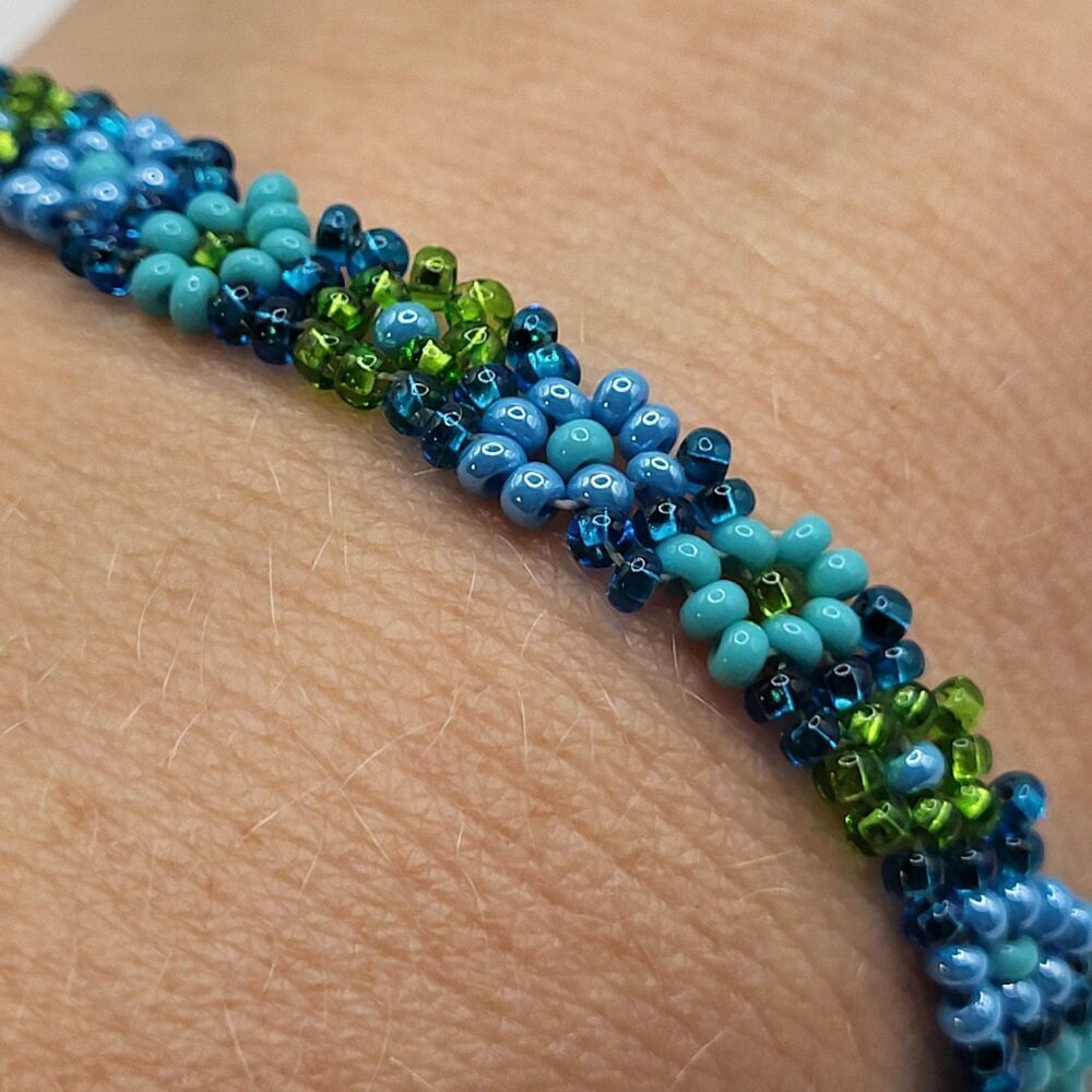 Artisan Handmade Woven Floral Beaded Bracelet Green Blue 7in